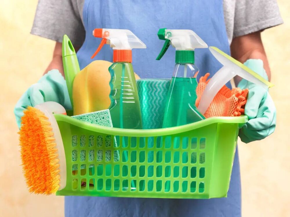 Cleaning Chemicals - Image 5