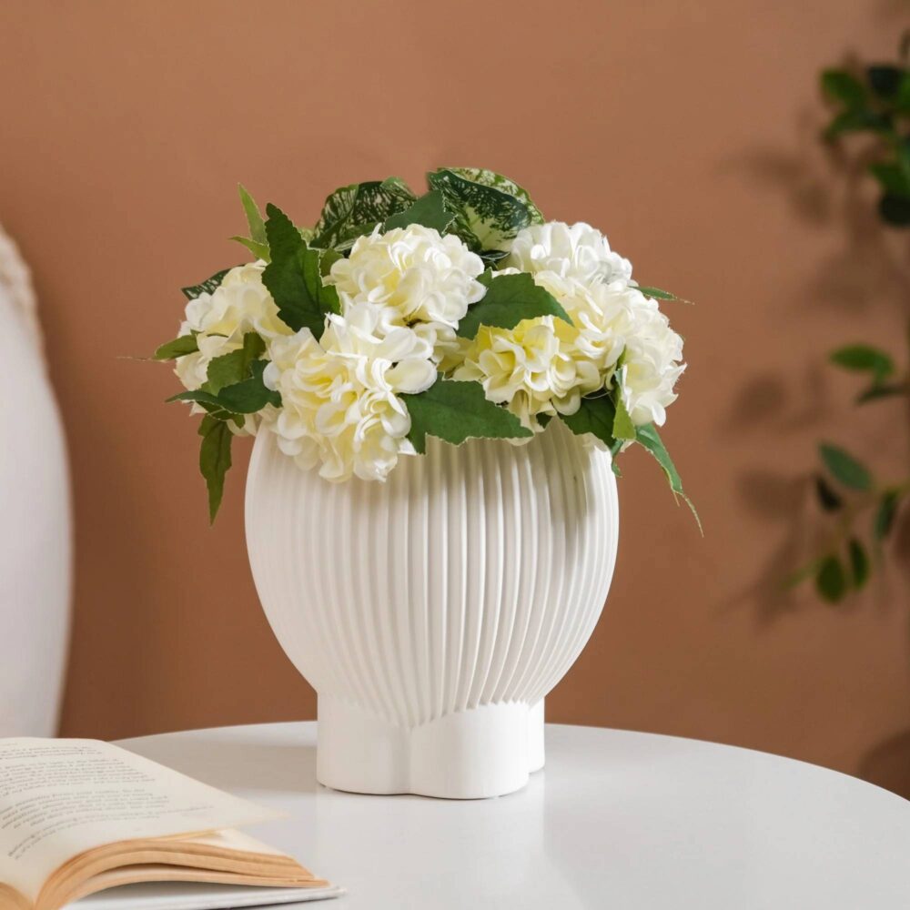 Flower Vases - Image 2