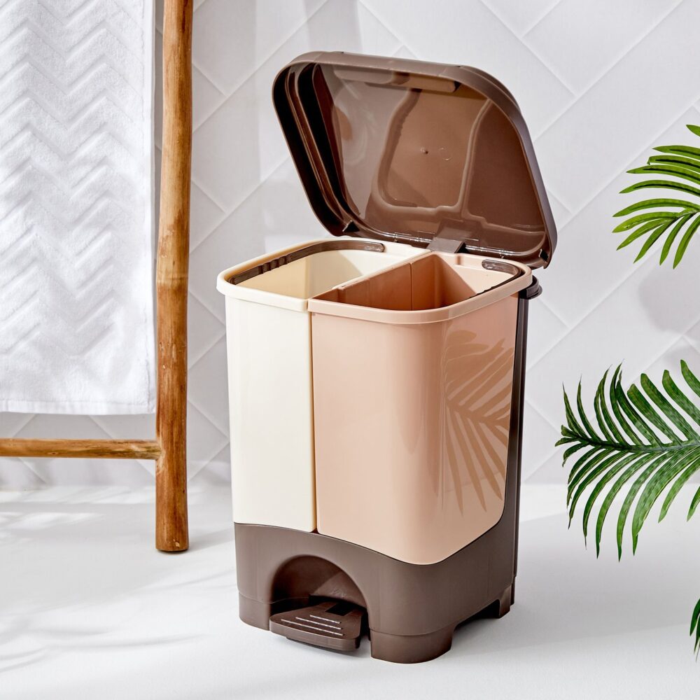 Trash bins - Image 2